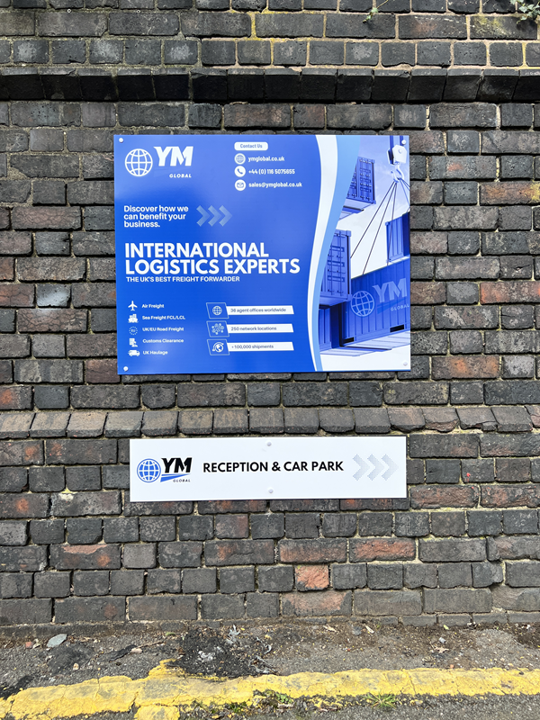 Custom Signs & Banners